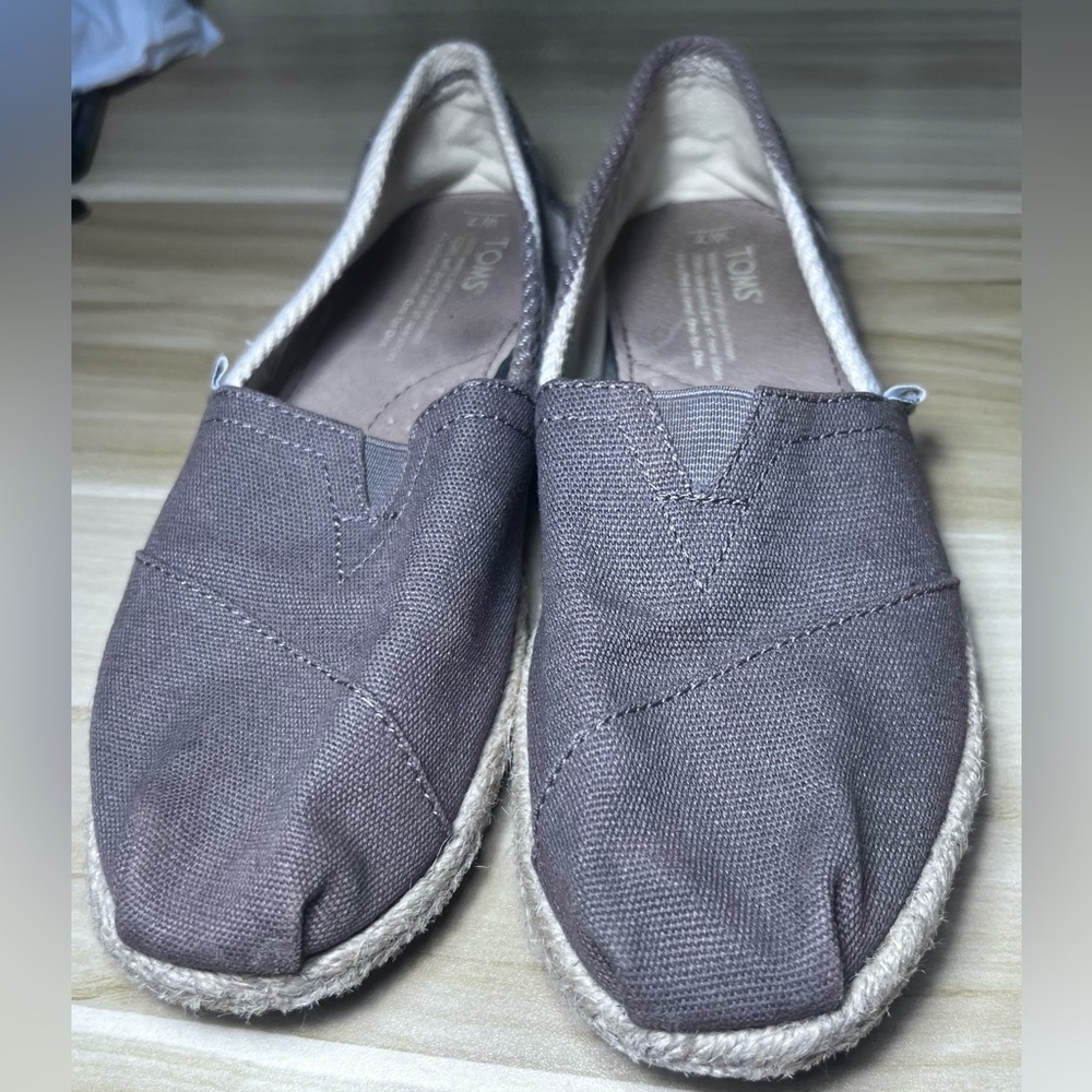 TOMS Women's Gray Slip-On Shoes